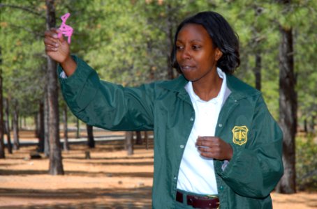 Deschutes National Forest Youth outdoor education photo