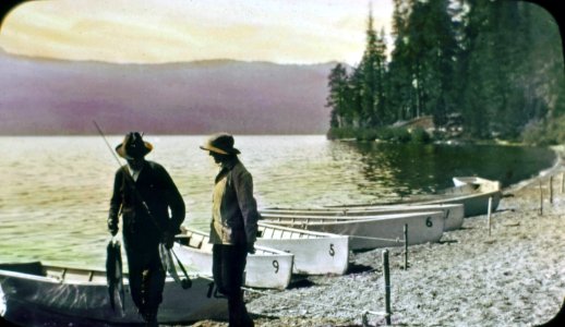 170681 Fishing at Diamond Lake, Umpqua NF 1922