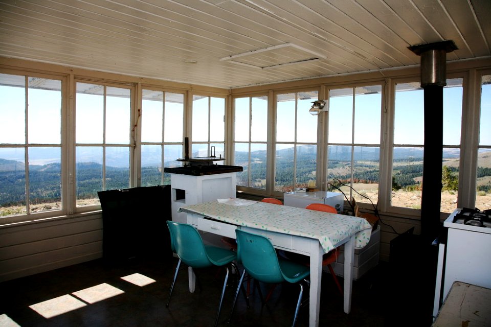 Drake Lookout Tower, Fremont-Winema National Forest
