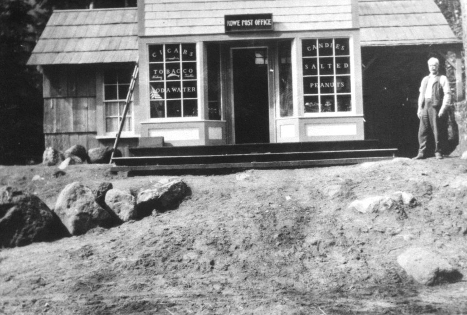 571 Rowe post office later it became Zigzag 1909-1917