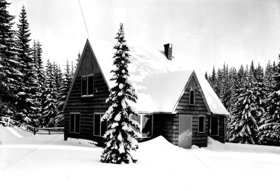 340606 Toll Gate RS Residence, Umatilla NF, OR 1935 Lindsay