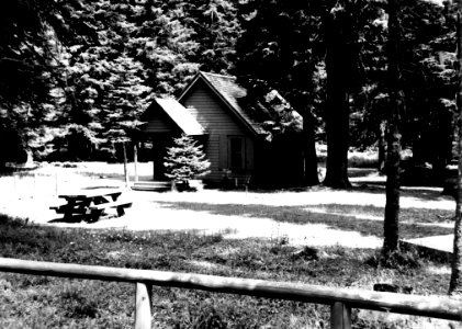 Willamette NF - Box Canyon Fireman Station - GWW