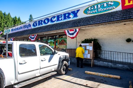 Traplines Beachie Creek at Local Grocery Willamette National Forest photo