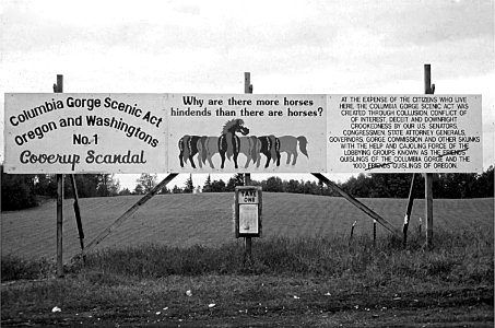 Columbia Gorge National Scenic Area Sign B&W