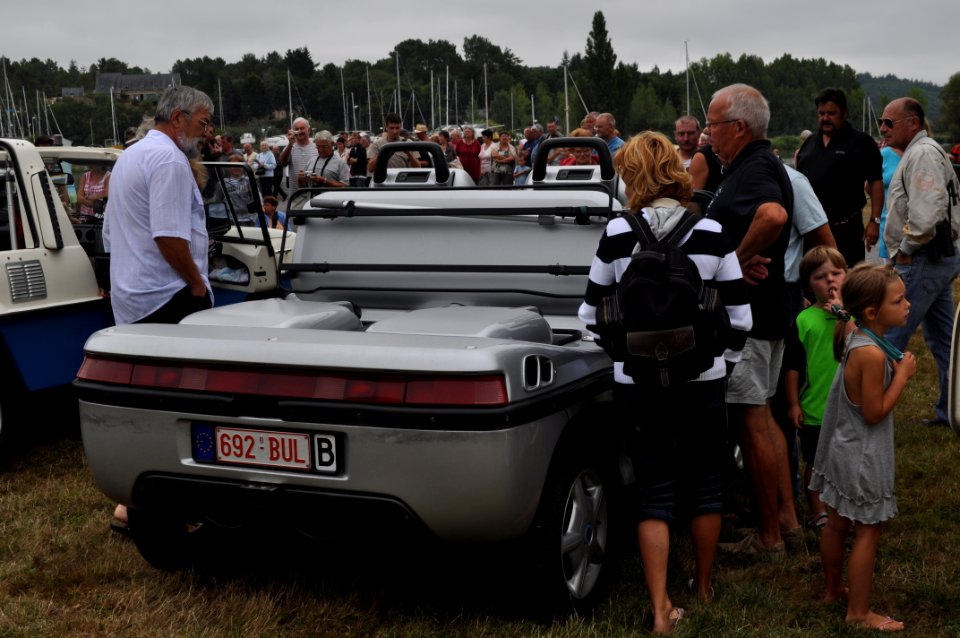 Rassemblement international de la voiture amphibie
