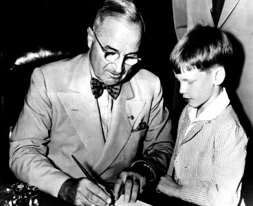 455275 President Truman & GP III at Renaming Columbia NF, DC 6-16-1949