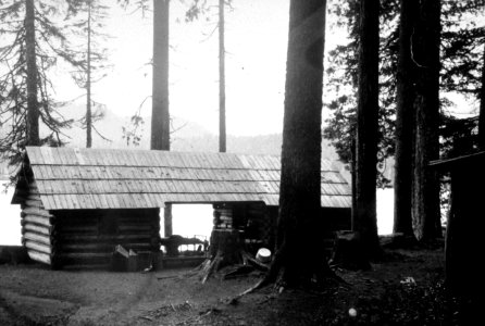 310 Mt Hood Nat'l Forest, Lost Lake Guard Station