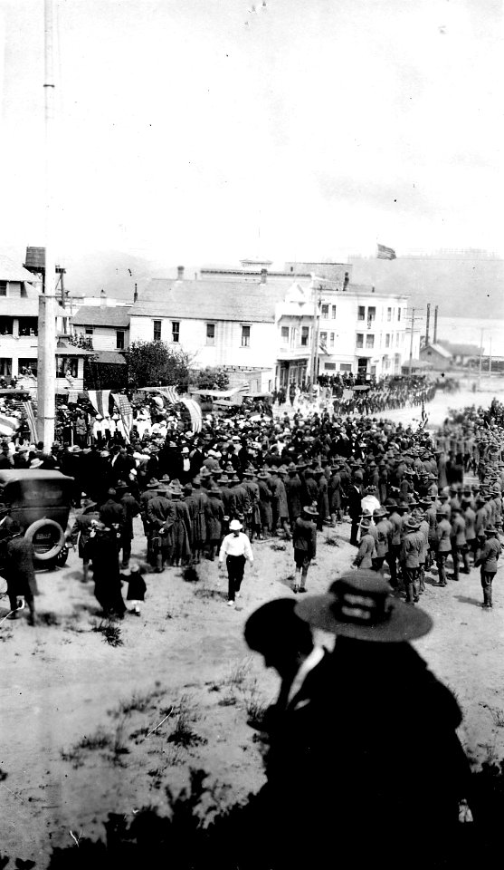 SPD Soldiers Probably at Seaside