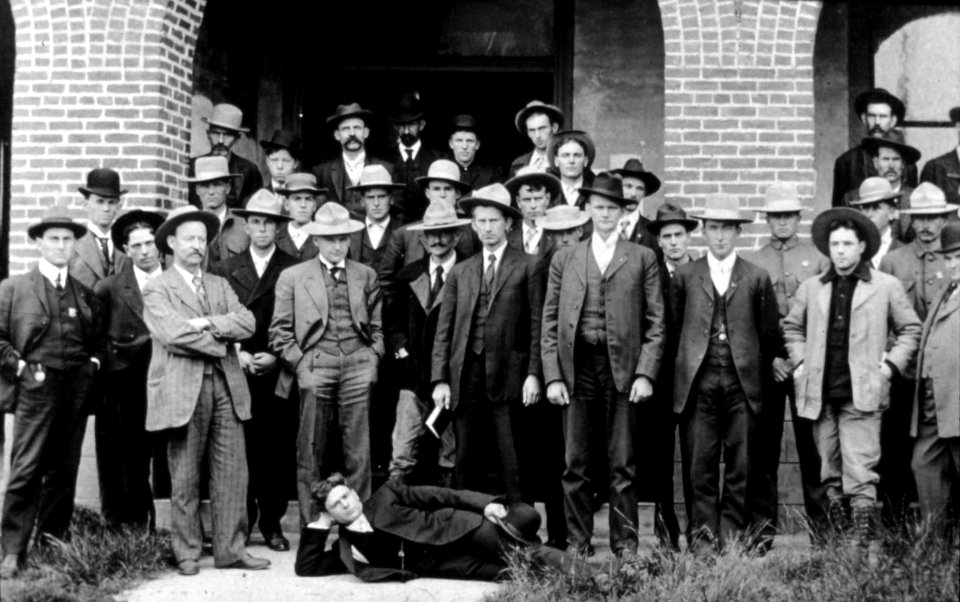 Umpqua NF - Forest Ranger Meeting (partial) in Roseburg, OR 1907