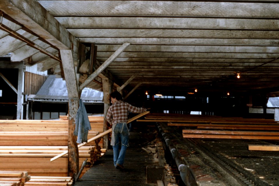 Broughton lumber mill and flume, Hood WA-8.jpg