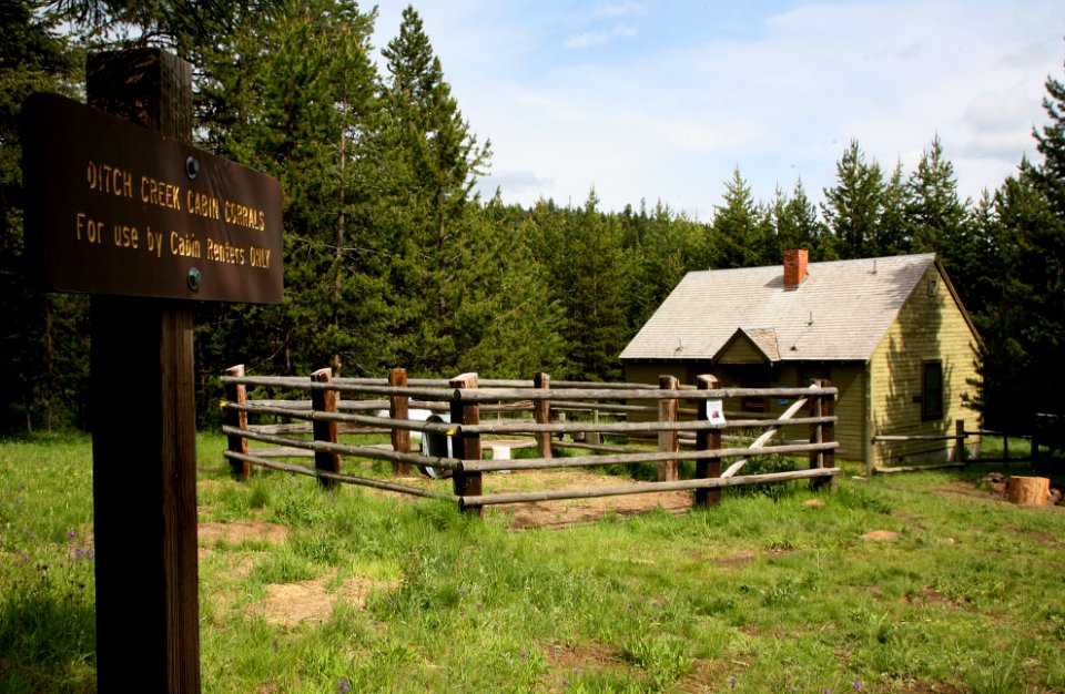 Ditch Creek Guard Station, Umatilla National Forest