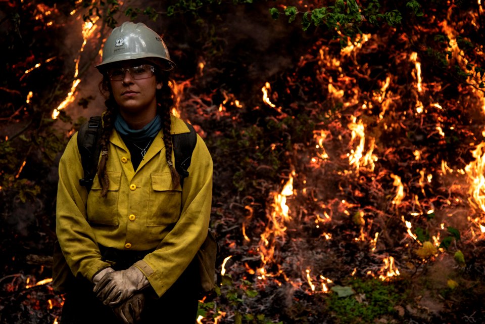 Slater/Devil Fires, Happy Camp Crew 2 completing a back burn