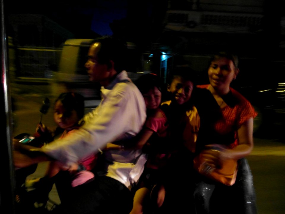 Rush hour Phnom Phen 2