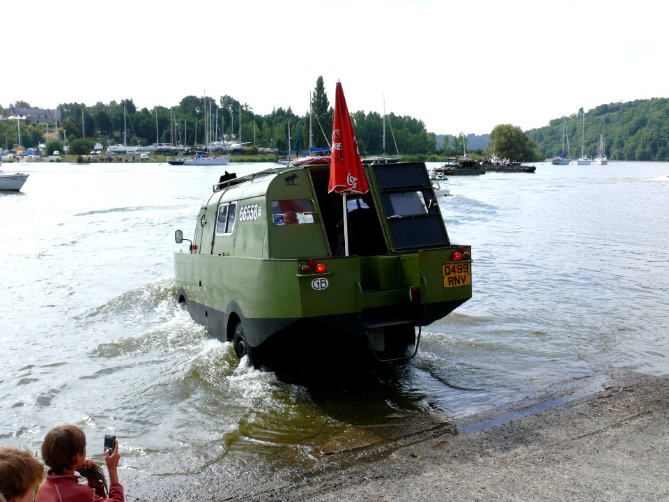 Rassemblement international de la voiture amphibie photo