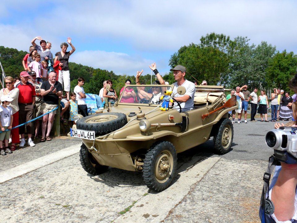 Rassemblement international de la voiture amphibie