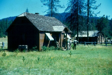 Lodgepole Guard Station 1951, Rogue River-Siskiyou National Forest photo