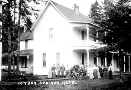 London Springs Hotel photo