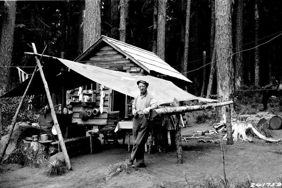 241759 Ranger Station, Santiam NF, OR