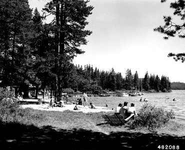 482088 Diamond Lake Resort, Umpqua NF, OR 1956 photo