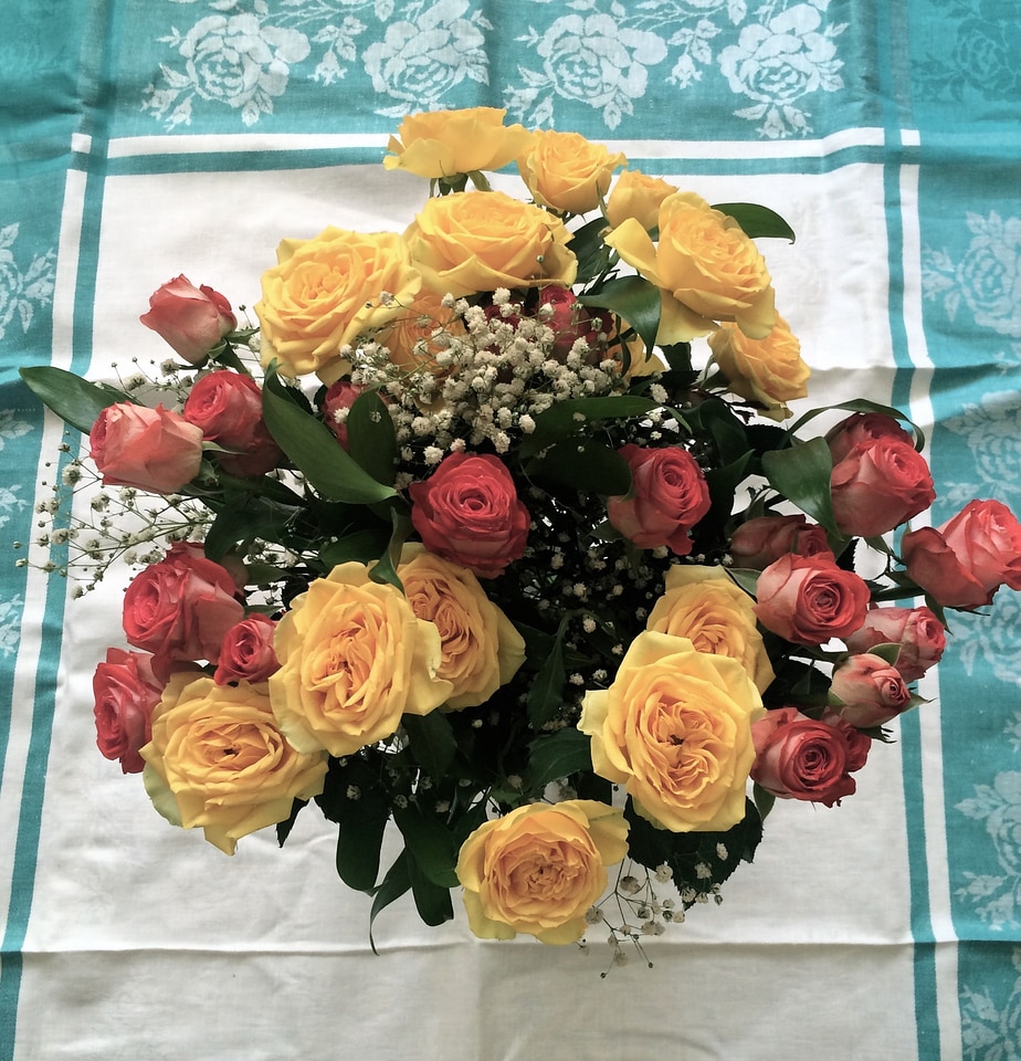 Flower bouquet floral yellow rose