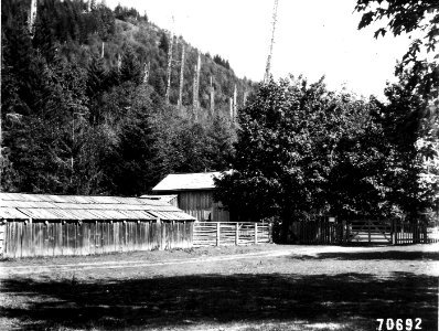 70692 Barlow Toll Gate, Oregon NF, OR 1906 photo