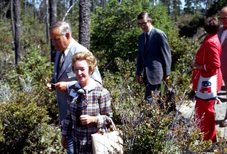 Oregon Dunes NRA,dedication day, Gov and Mrs McCall, Siuslaw National Forest-2.jpg