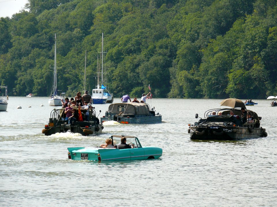 Rassemblement international de la voiture amphibie