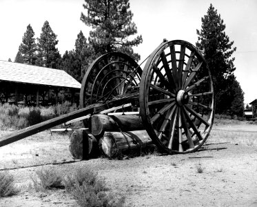 500268 Big Wheels Display at Collier State Park, OR 1961 photo