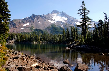 Bays Lake and Mount Jefferson, Jefferson Park, Mount Jefferson Wilderness on the Willamette National Forest photo