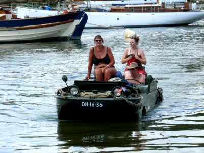 Rassemblement international de la voiture amphibie