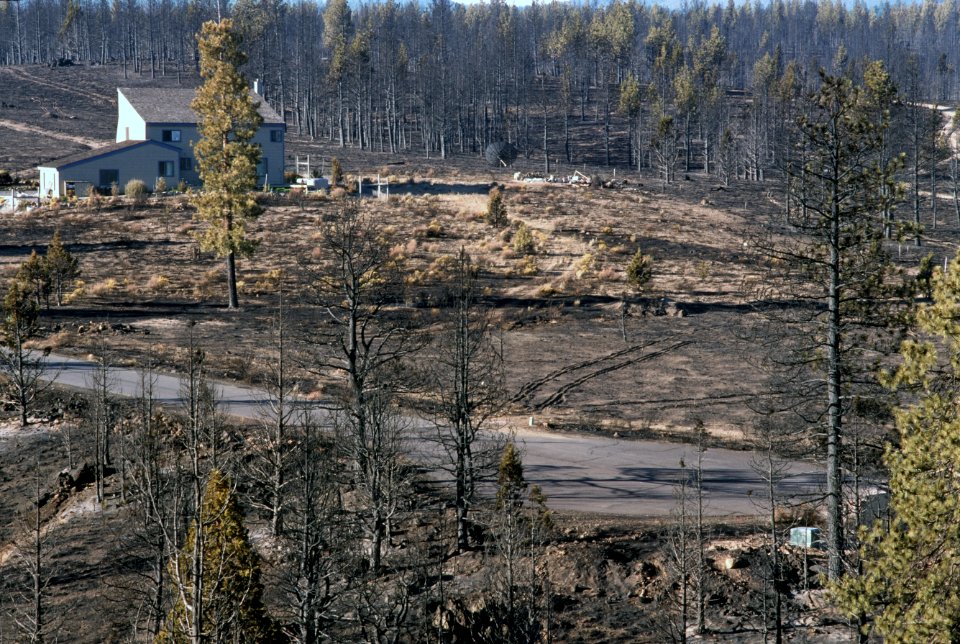 335 Bend,OR Deschutes National Forest,Skeleton Fire