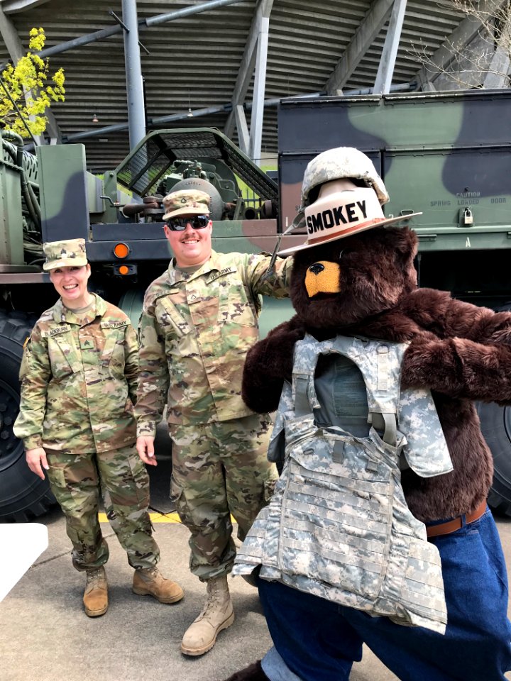 Making Christmas ornaments at the University of Oregon spring football game. Smokey made sure to say "hi" to the US Army.