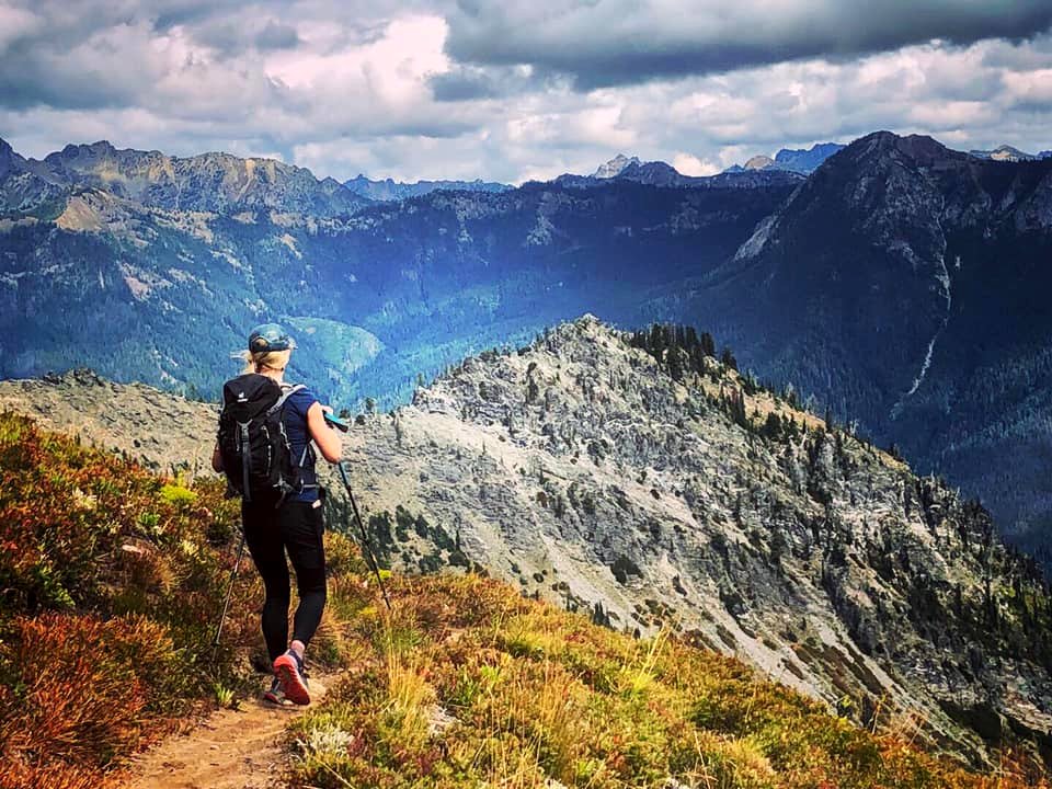 Hiker-WithWalkingPoles-KatyBinder-LittleGiantPassWRRD-OkaWenNFbyMasonSchuur 2019-09-14