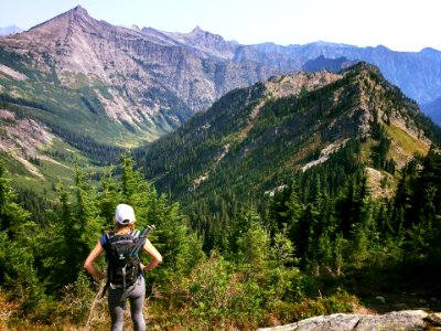 HikerEnjoyingViewWRRD-OkaWenNFbyMasonSchuurUSFS 2018