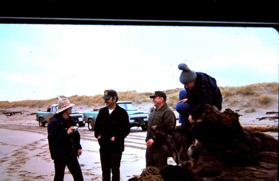 Dunes field trip J. Hutch L. Wildeson J Gumerys P. Wilson