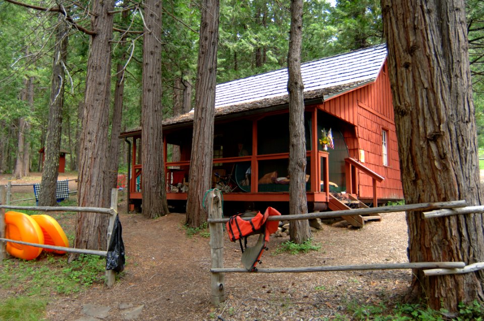 Whiskey Camp Guard Station, Umpqua National Forest