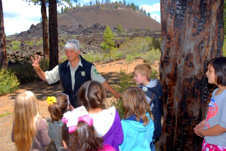 Deschutes National Forest Youth outdoor education photo