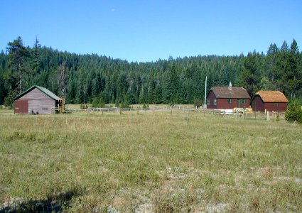 Lodgepole Guard Station, Rogue River-Siskiyou National Forest