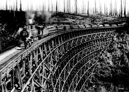 37952A Logging RR Trestle, WA 1918 - Gifford & Prentiss