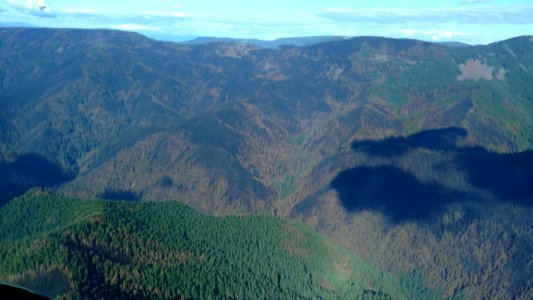 Rick Stratton fly over the Eagle Creek Fire Sept. 23. Middle Eagle Creek Tunnel Falls NNE