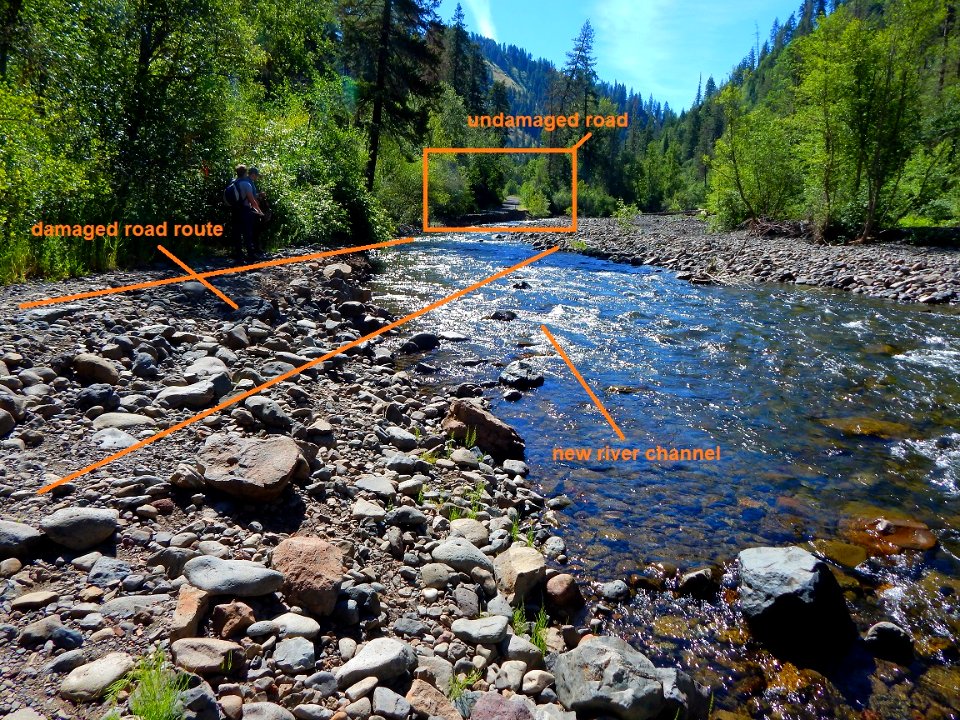Forest Service Road 32 (Umatilla River)