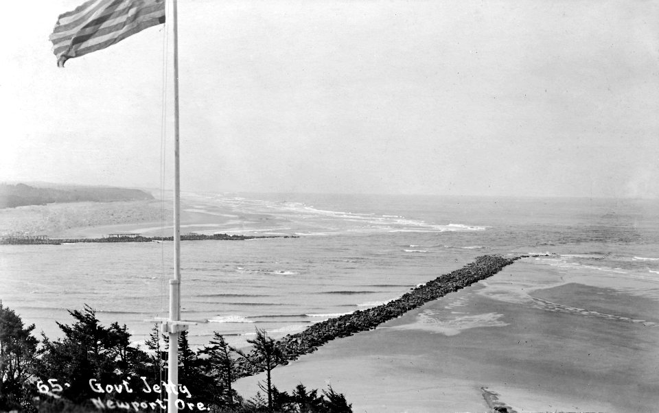 65 Gov't Jetty, Newport, Ore.