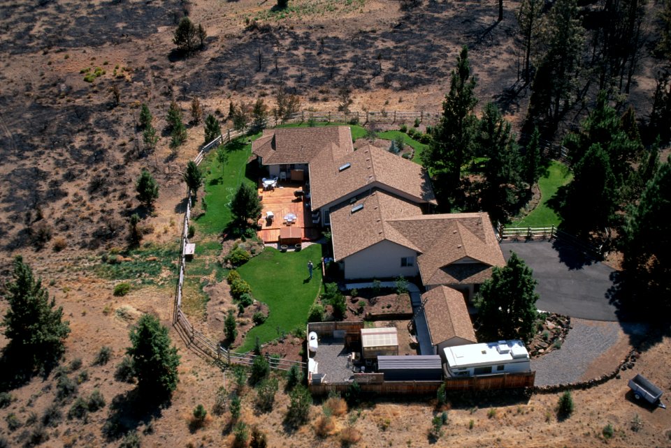 327 Bend,OR Deschutes National Forest,Skeleton Fire