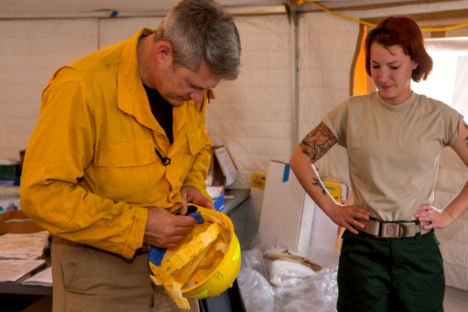 Firefighters, Umpqua National Forest 2017