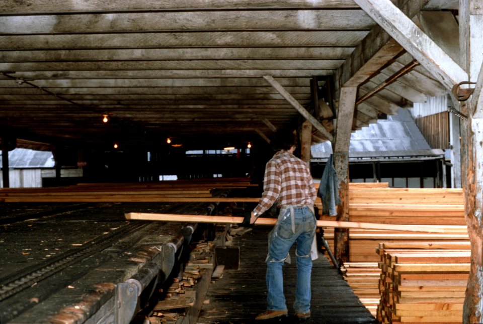 Broughton lumber mill and flume, Hood WA-4.jpg