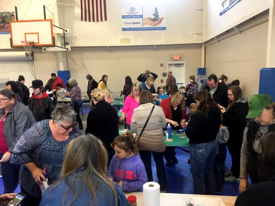 First Capitol Christmas Tree ornament making event in Sweet Home on January 20, 2018 9