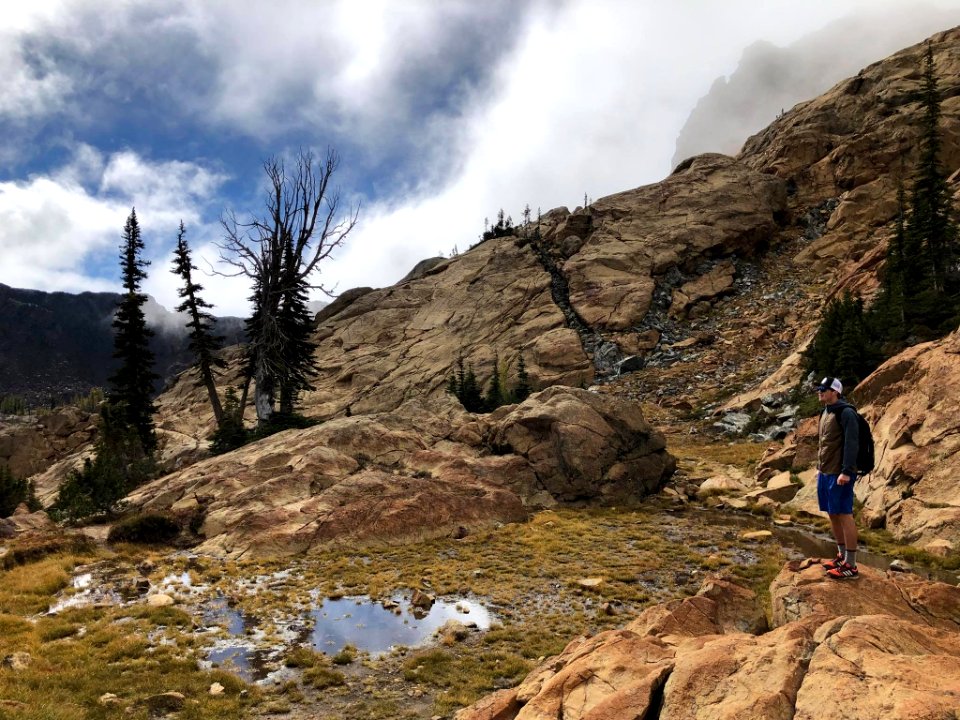 Hiker-AlpinePedestrianMackenzieMillerInOkaWenNFbyMasonSchuurUSFS-Sept23-2018