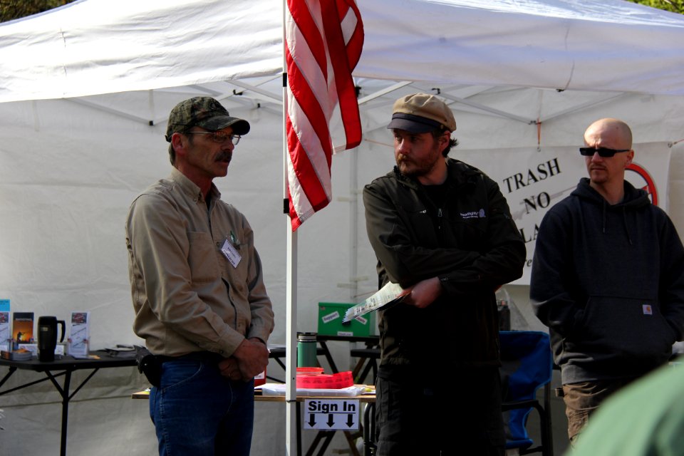 Trash No Land, Target Shooting Cleanup Event, Fish Creek Area, Earth Day  - Mt. Hood National Forest. Photos by Trent Deckard