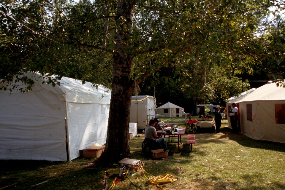 405 Rogue River-Siskiyou National Forest, Biscuit Fire camp