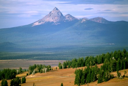 View of Mt Thielsen, Fremont-Winema National Forest photo